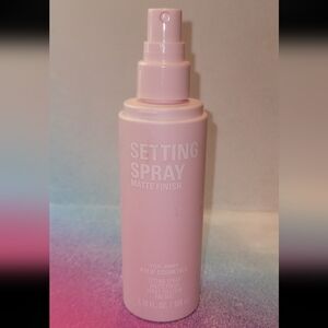 Kylie Cosmetics Matte Setting Spray